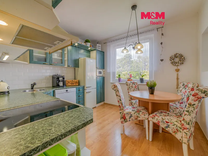 Prodej bytu 3+1, 74 m², Toužim